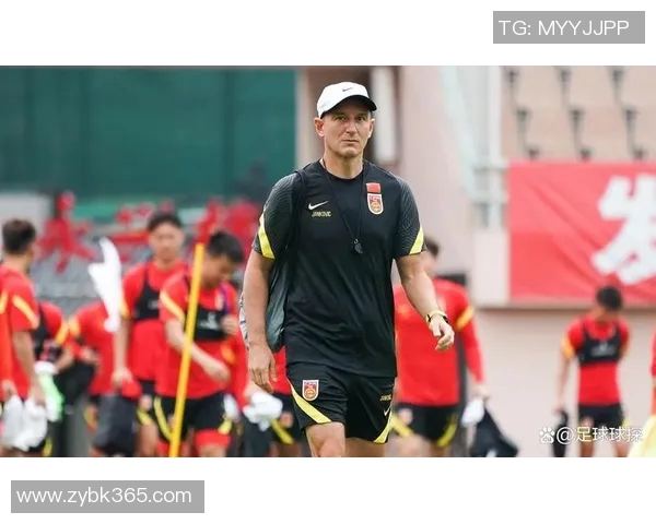 新生代足球后卫崛起 谁将成为未来防线的核心人物